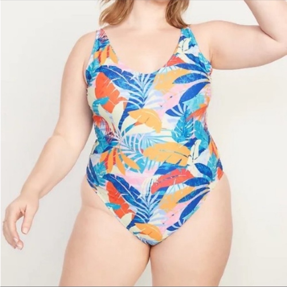 Old Navy Tropical Printed One Piece Swimsuit Plus Size 2x women